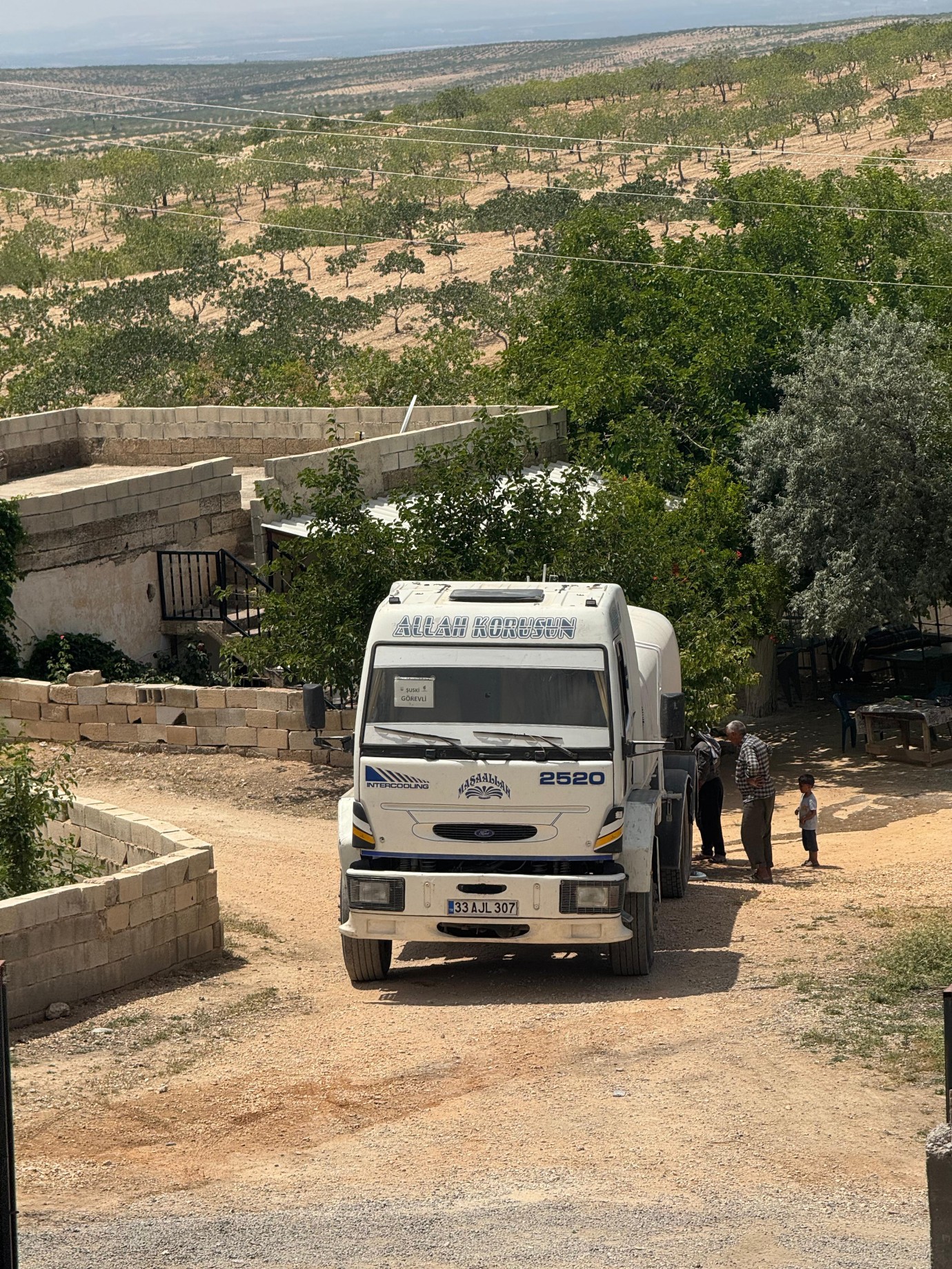 Divriği Köyü’nde Su Krizi Büyüyor: ŞUSKİ Her Tanker Su İçin 900 TL Talep Ediyor