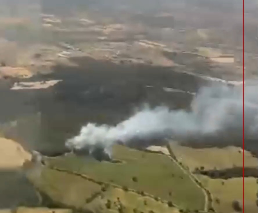 Çanakkale Ezine’de Korkutan Yangın: Arazide Başladı, Ormana Sıçradı!