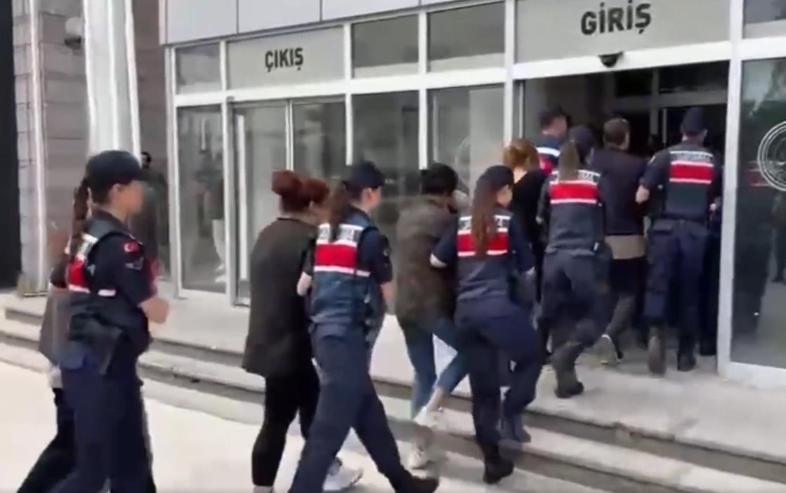 DEV DOLANDIRICILIK OPERASYONU: 1,1 MİLYAR TL'LİK SUÇ AĞI ÇÖKERTİLDİ
