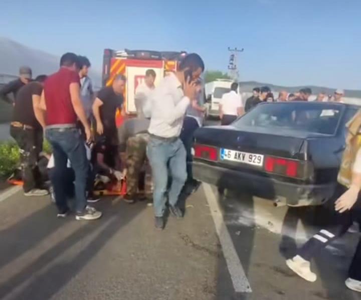 Elmalar Köyü Yolunda Feci Kaza: Aralarında Çocukların da Olduğu 7 Yaralı Var