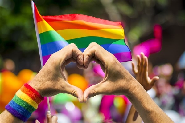 Romanya, AB'de LGBTQ+ kişiler için en kötü ülke olarak Polonya'yı geride bıraktı