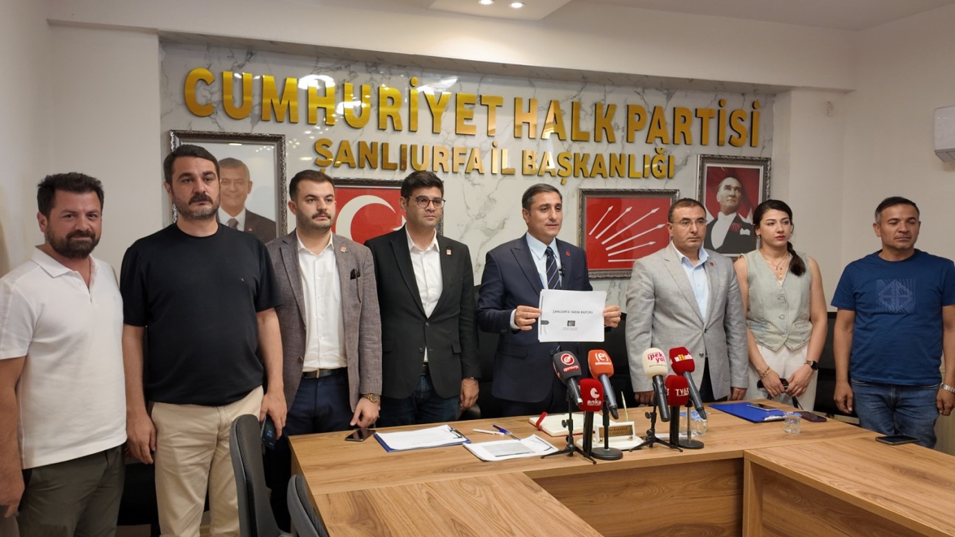Şanlıurfa’da Tarım Krizi Derinleşiyor: Çiftçi Yalnız, Toprak Sessiz
