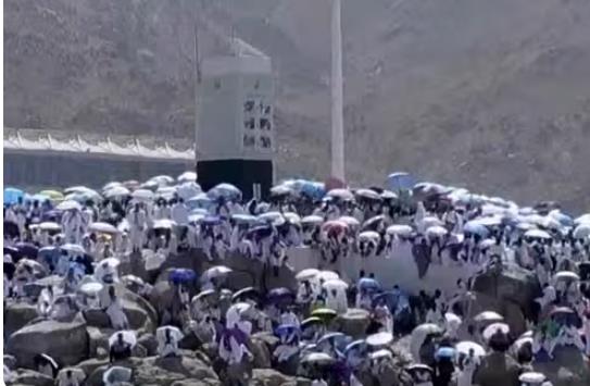 Kutsal Topraklarda Manevi Zirve: Hacı Adayları Arafat’a Çıktı