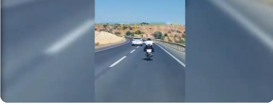 Şanlıurfa-Suruç Karayolunda Tehlikeli Motosiklet Sürüşüne Ceza