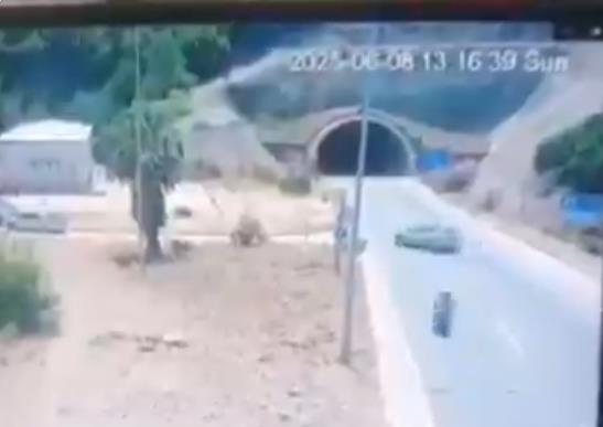 Bayramda Acı Kaza: 2 Genç Hayatını Kaybetti