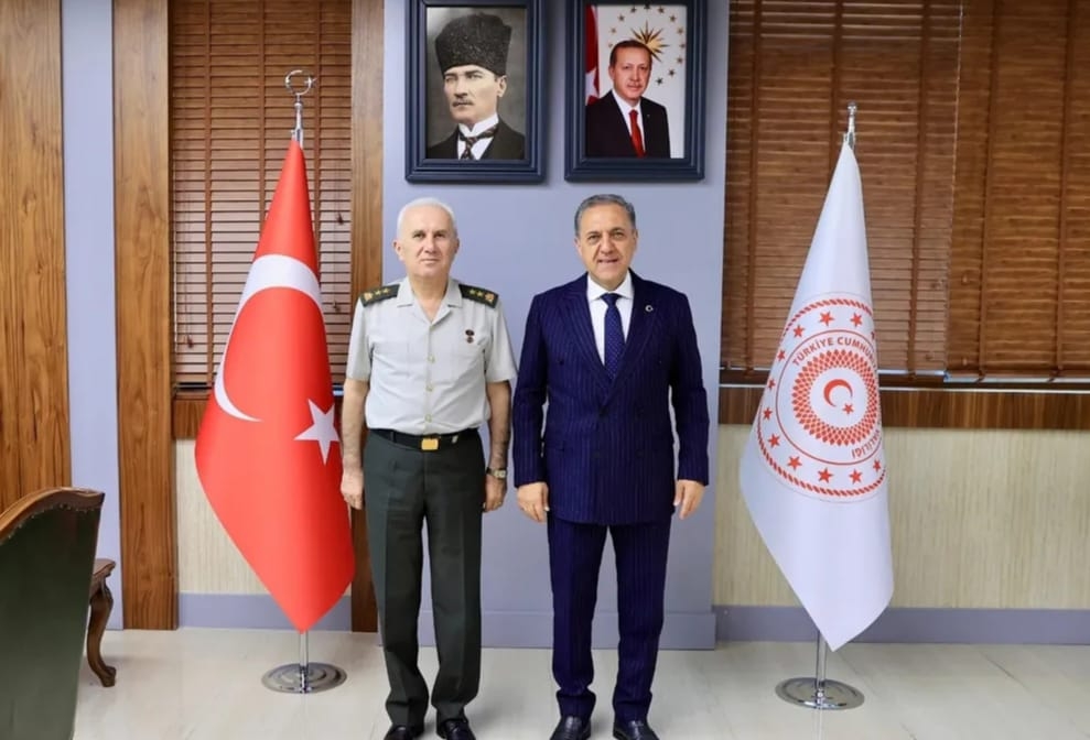 Tümgeneral Hurşit Ağırcan'dan Bingöl Valiliği’ne ziyaret