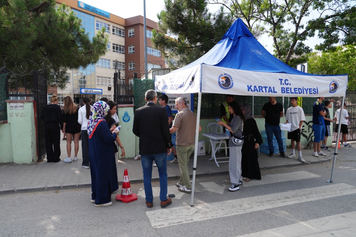 Kartal Belediyesi’nden LGS öğrencilerine destek