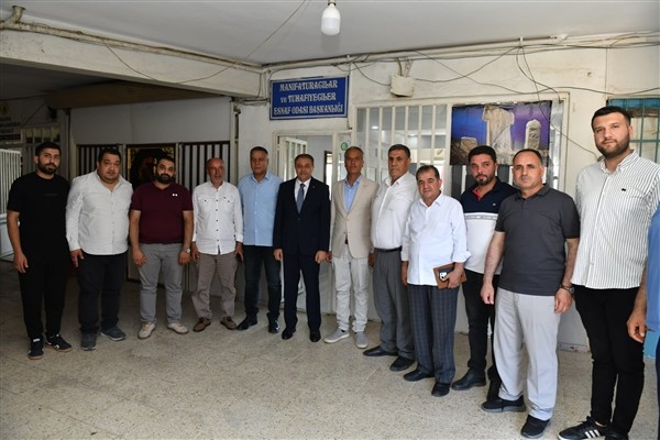 Vali Şıldak, meslek grupları ziyaretlerine devam ediyor