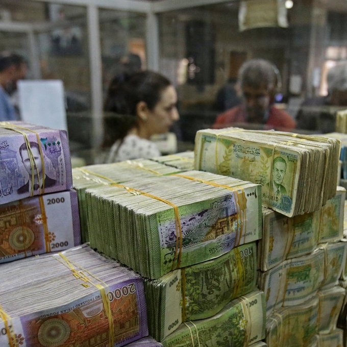 Suriye’de Memur ve Emekli Maaşlarına Yüzde 200 Zam