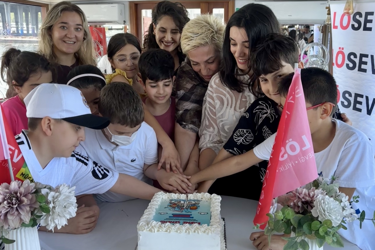 LÖSEV İstanbul'da karne heyecanı