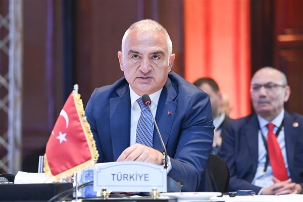 Bakan Ersoy, Yozgat Valiliği'ni ziyaret etti