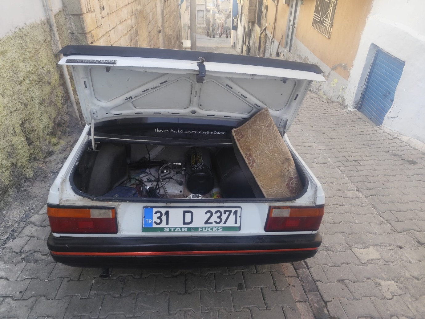 Şanlıurfa’da Otomobilden 30 Bin Liralık Malzeme Çalındı