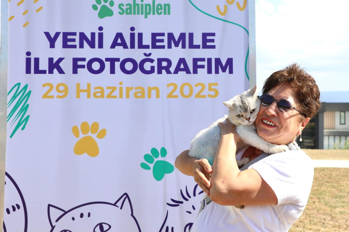 Mudanya'da sokak hayvanları için Sahiplendirme Şenliği düzenlendi