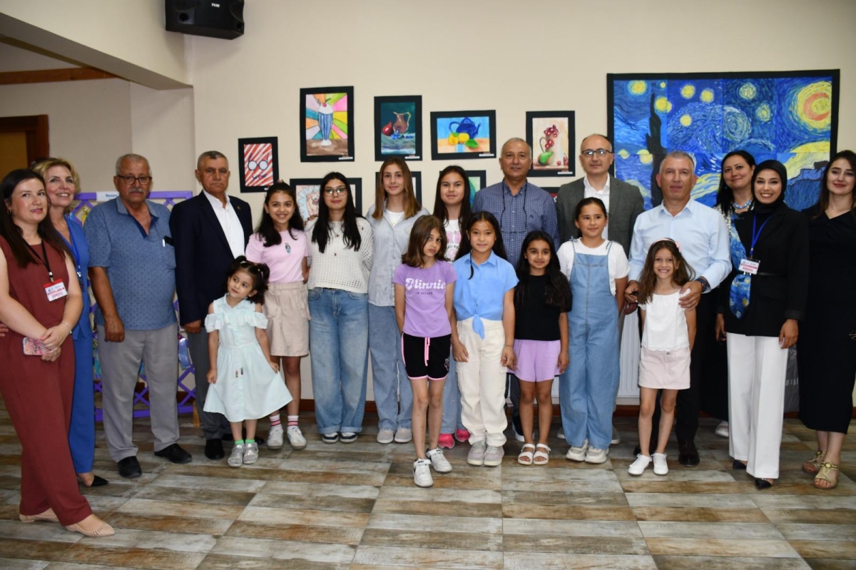 Beylikova ve Alpu'da resim sergisi açıldı