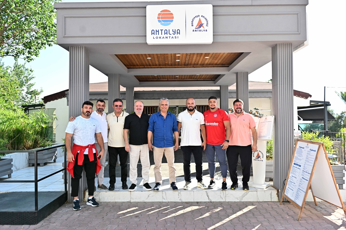Başpehlivan Okulu'ya Antalya lezzetleriyle uğurlama