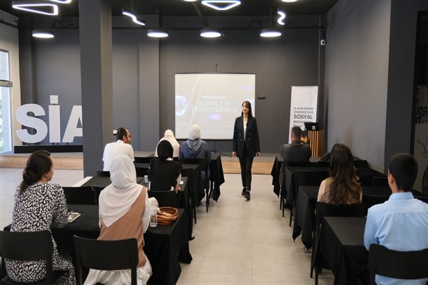 &Prime;3. Uluslararası Öğrenciler Sosyal İnovasyon Yaz Okulu&Prime; programı düzenlendi