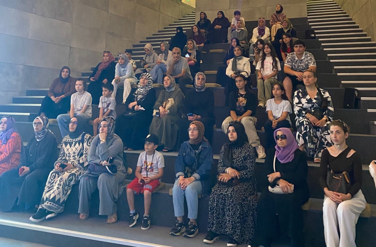 Esenyurt Belediyesi, vatandaşları 15 Temmuz Hafıza Müzesi'ne götürdü