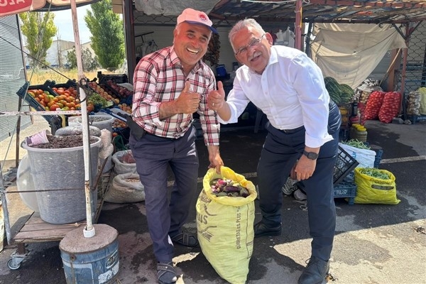 Başkan Büyükkılıç'tan üreticilere destek