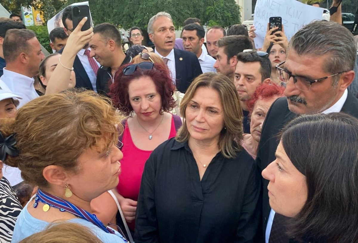 İYİ Parti Genel Başkanı Dervişoğlu'nun eşi Nahide Dervişoğlu'ndan Minguzzi’ye destek