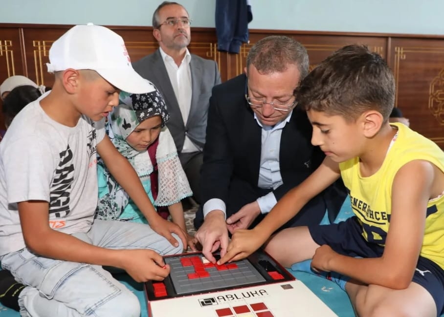 Vali Polat'tan yaz Kur'an kursuna ziyaret