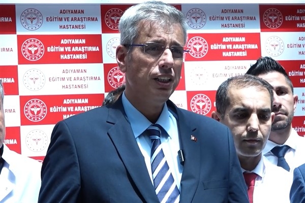 Bakan Memişoğlu: Seyitgazi’deki yangında 7 kişinin tedavisi sürüyor