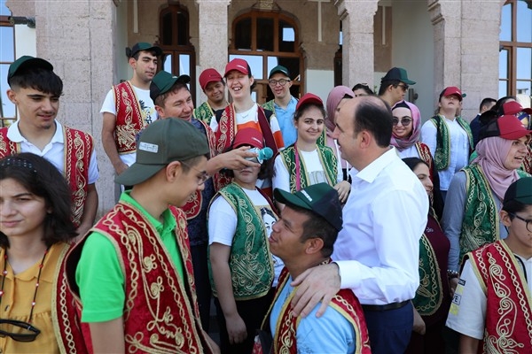 Özel Genç KOMEK Yaz Okulu eğitimlerine devam ediyor
