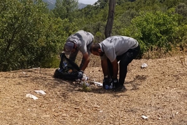 Gazipaşa Belediyesi'nden yangın sonrası temizlik seferberliği