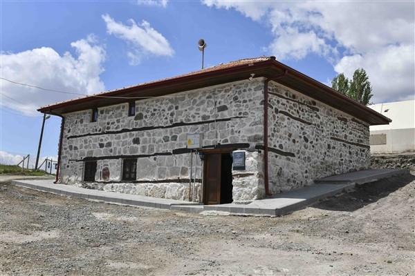 Kalecik Yalım Camisi’nin restorasyon çalışmaları tamamlandı