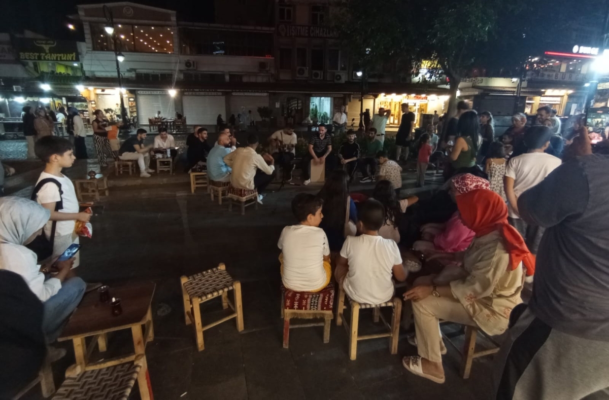 Diyarbakır’ın sokaklarında 15 yıllık müzik hikâyesi