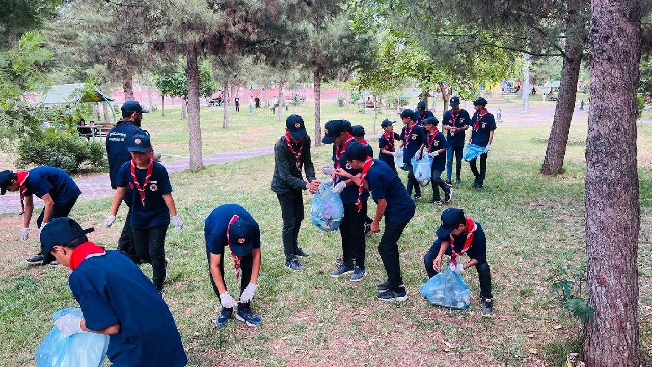 Şanlıurfa’da 2 Bin Genç “Hem Okuyorum Hem Eğleniyorum” Projesinde Buluştu