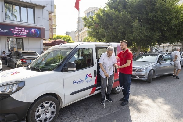 Büyükşehir onkoloji hastalarına ücretsiz servis hizmeti veriyor