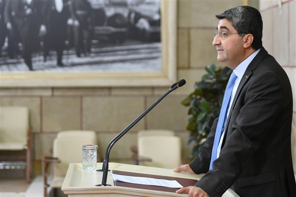 Ekmen: Tarihte doğru yerde durmak için son 5 gün