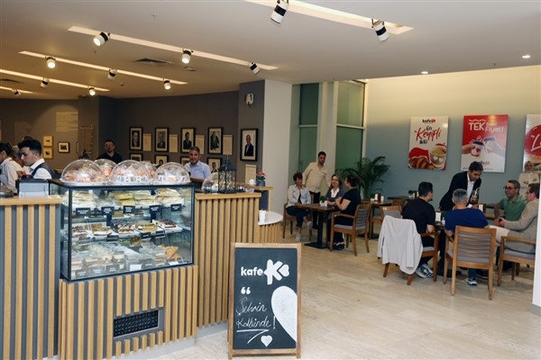Kafe K hizmete açıldı