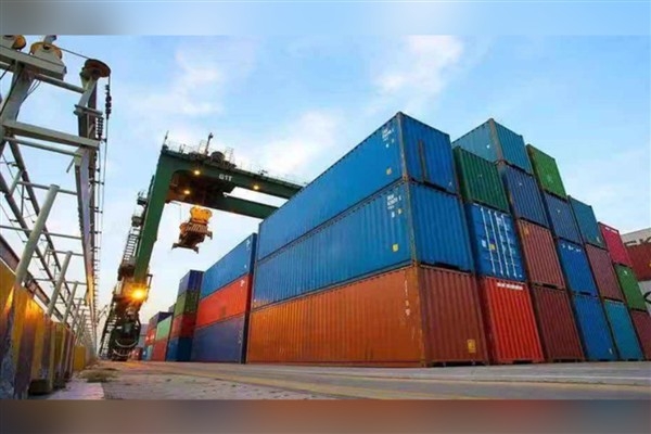 Çin ile Arap Birliği ülkeleri arasındaki ticaret hacmi rekor seviyeye ulaştı