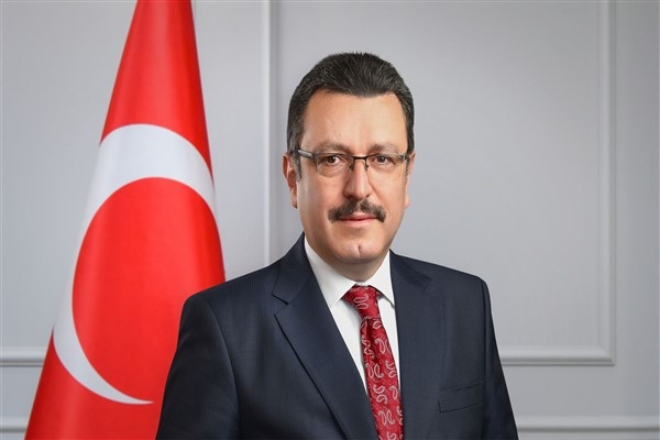 Başkan Genç'ten Trabzon'u tercih eden üniversite öğrencilerine başarı dileği
