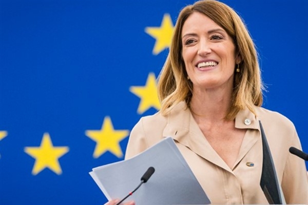 Metsola, G7 Konuşmacılar Zirvesi'nde İngiltere ile iş birliğini görüştü