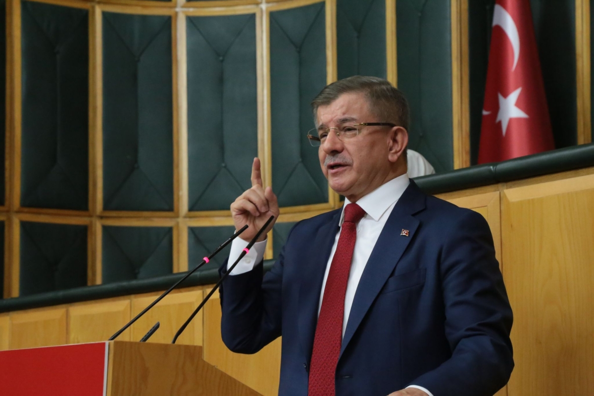 Davutoğlu: Bir sonraki hedefin Türkiye olmayacağını kimse söyleyemez