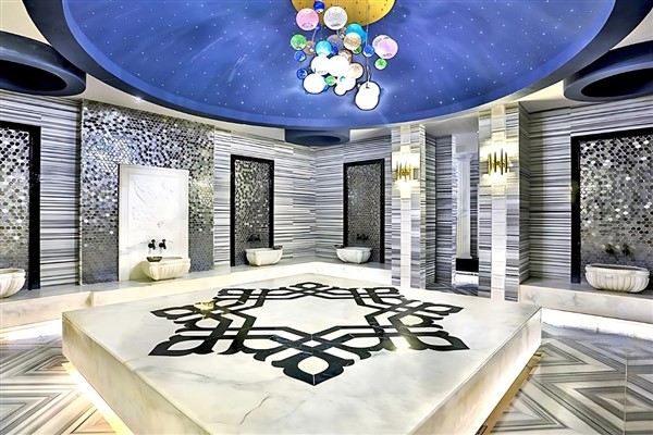 Alanya’nın en gözde otellerinden Long Beach Resort Hotel'e Efesus Stone dokunuşu