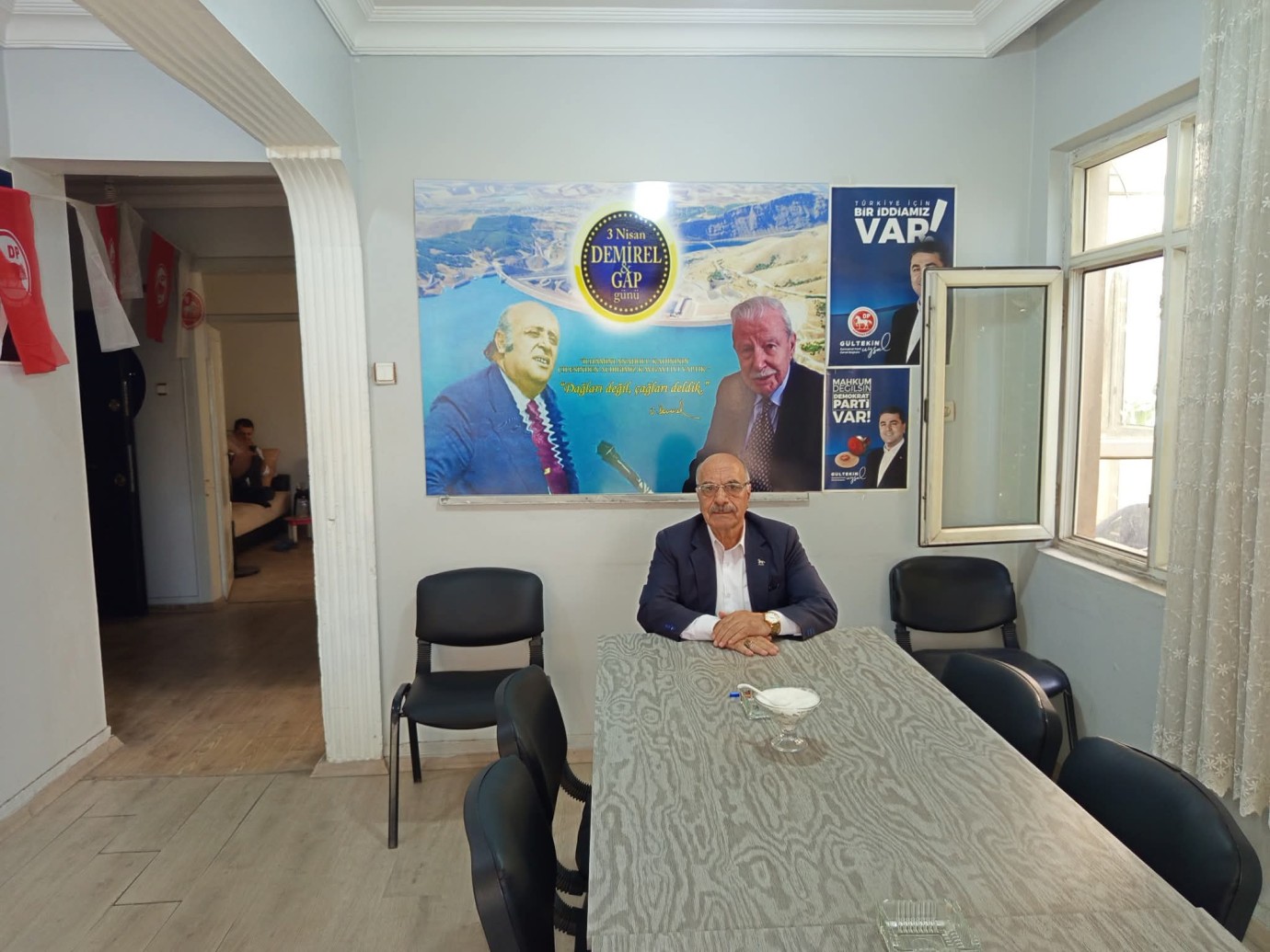 KÜÇÜK ESNAF CAN ÇEKİŞİYOR YENİ YASA İLE TAM BİTME NOKTASINA GELECEK.