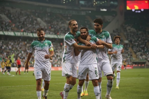 Bursaspor, Adana deplasmanında 5’te 5 peşinde