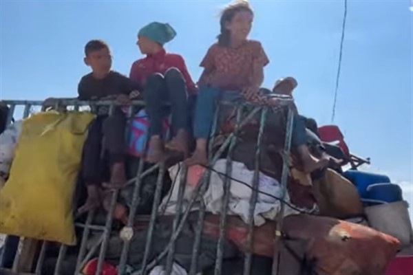 İsrail saldırılarında Gazze'de en az 40, Lübnan'da ise beş kişi öldü