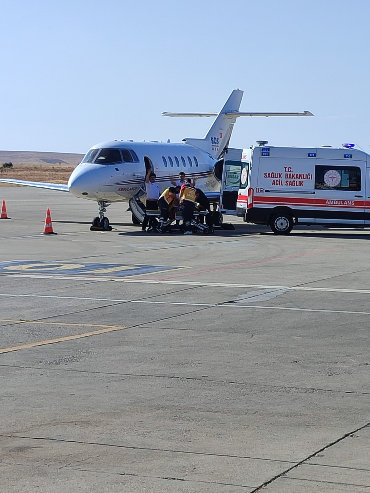 Bozova Yolundaki Kazada Annesini Kaybeden Elifsu, Ambulans Uçakla Ankara’ya Sevk Edildi