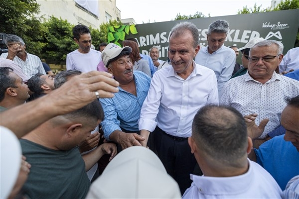 Mersinli üreticilere ilk kez enginar yumrusu dağıtıldı