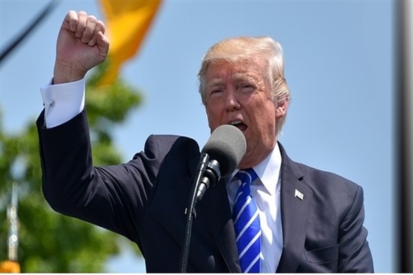 Trump, Gazze'deki arabuluculara ''hızlı hareket etmeleri'' çağrısında bulundu