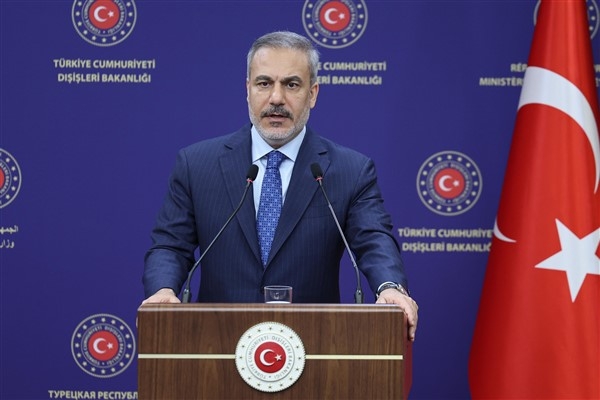 Bakan Fidan, IKB Başkanı Barzani ile görüştü