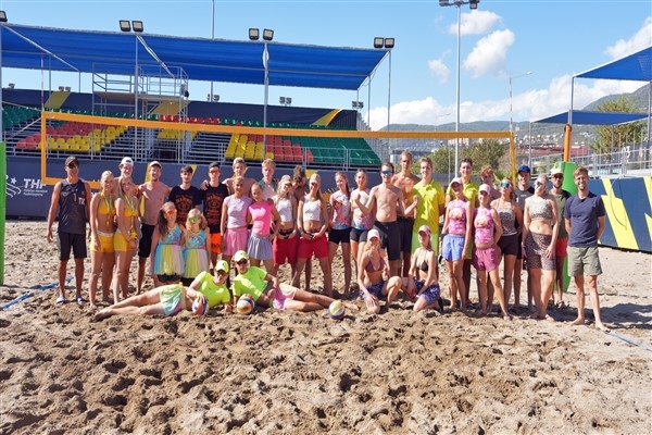 Danimarka’nın Rysensteen Lisesi’nden 40 kişilik kafile, Alanya’da 10 günlük kamp yaptı