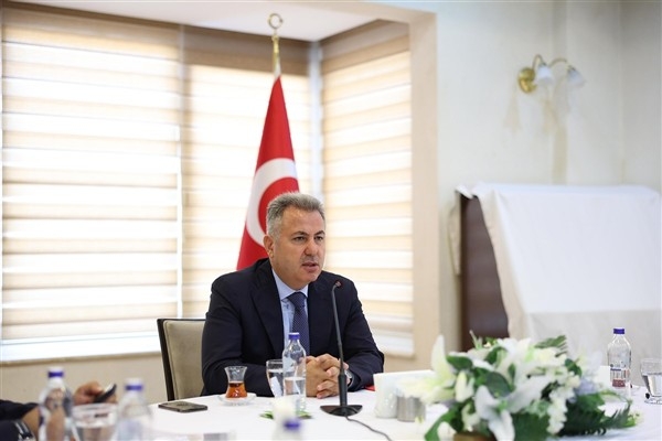 İzmir Valisi Elban: Kayıp vatandaşımızı arama çalışmalarımız devam ediyor
