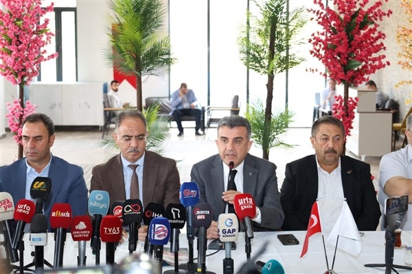 Başkan Kuş, yeni projeleri basın mensuplarına anlattı