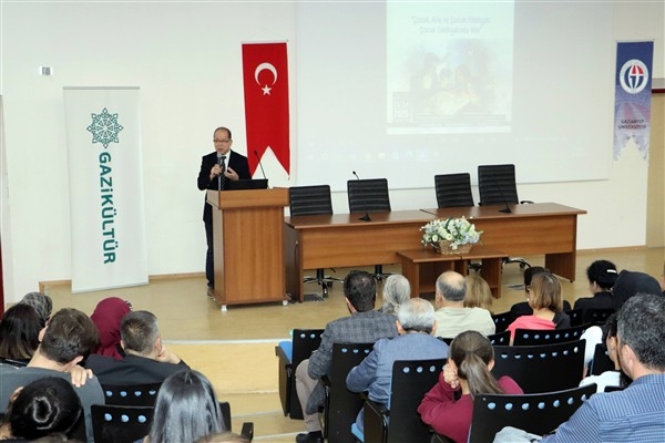 Uluslararası Çocuk ve Gençlik Edebiyatı Sempozyumu, Gaziantep'te başladı