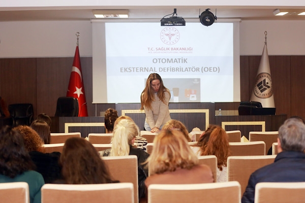 Yenimahalle’de &Prime;Temel İlk Yardım Uygulamaları&Prime; eğitimi